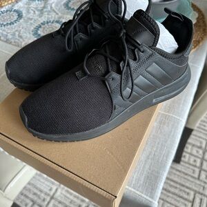 adidas Black Sneakers with Breathable Upper and Sleek Design